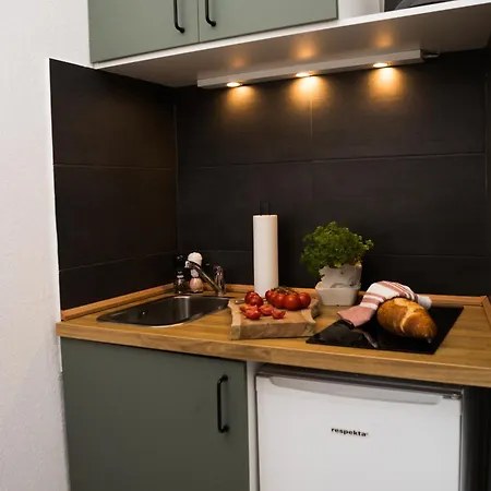Fresh - 20th Floor - Netflix - Center Apartman