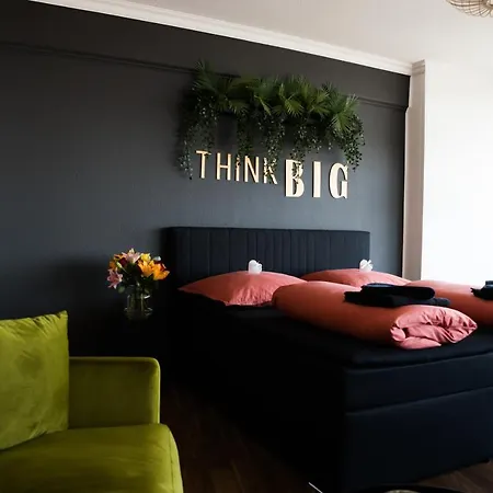 Fresh - 20th Floor - Netflix - Center Apartment
